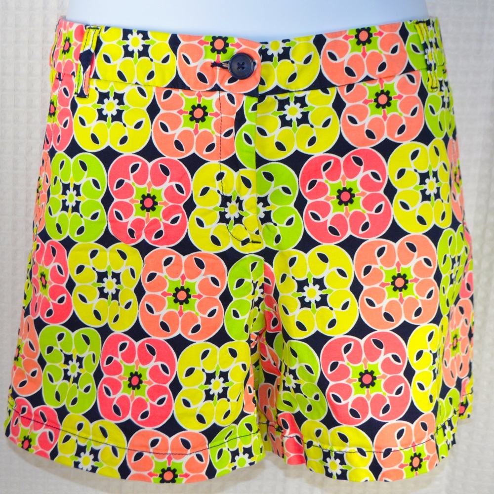 Crown & Ivy Floral Shorts Women’s Size 12